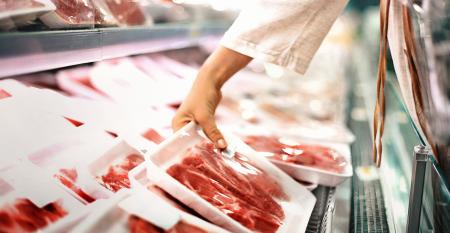 GettyImages-gilaxia-iStock-Meat-case-Packaging-Hand-621271582-1540x800.jpg